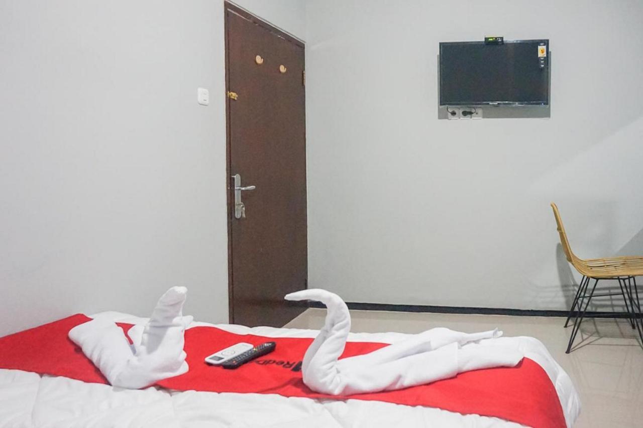 Reddoorz Plus @ Kalpataru Malang Exterior foto